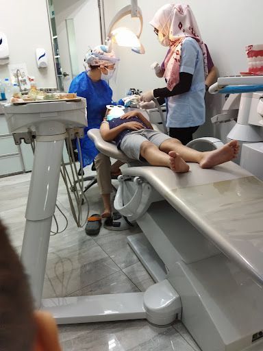 Class One Dental Surgery (Klinik Pergigian Class One) Klinik Pergigian Melaka (Bukit Beruang Dental)