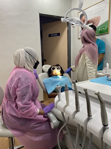 Klinik Pergigian Azam SP Saujana