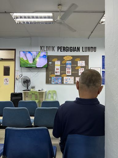 Klinik Pergigian Lundu